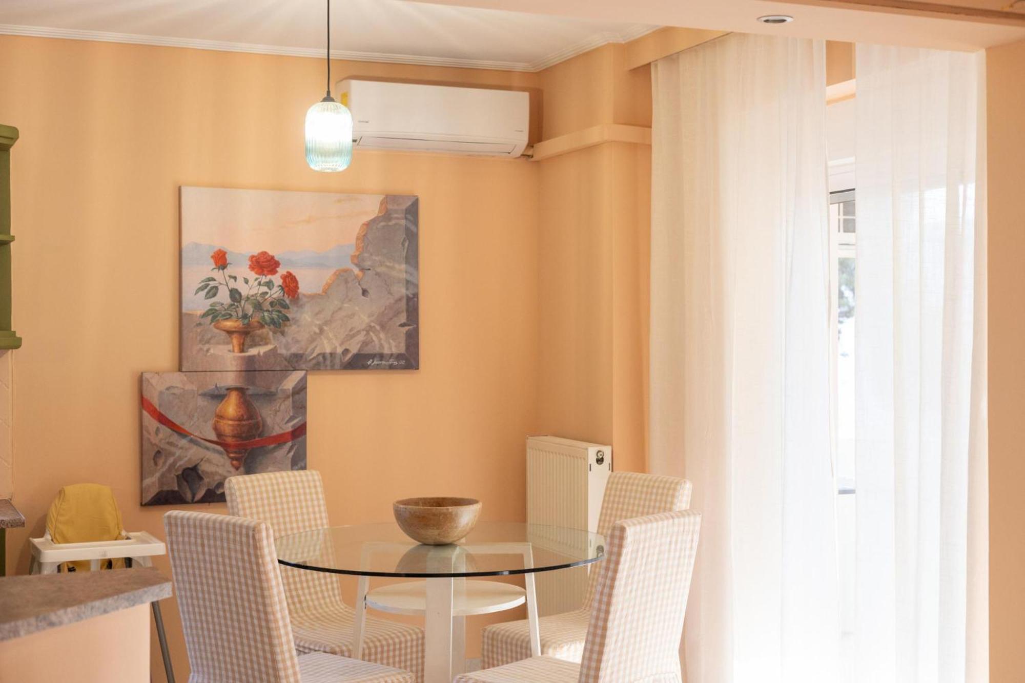 Luxury And Spacious Apt For 6 Guests Athens Exterior photo